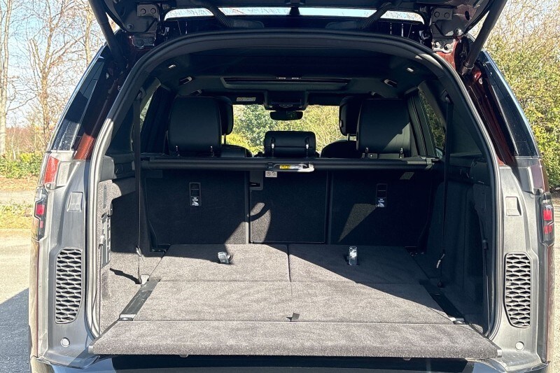 Used Land Rover Discovery 2025 for sale - 77945568: Photo 10