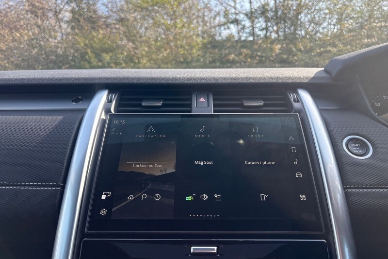 Used Land Rover Discovery 2025 for sale - 77945568: Photo 14