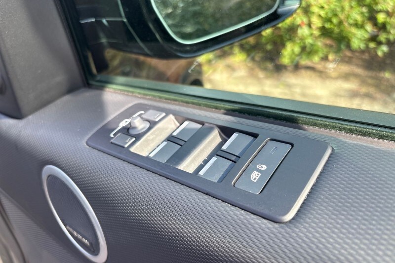 Used Land Rover Discovery 2025 for sale - 77945568: Photo 23