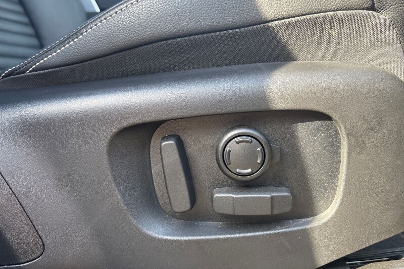 Used Land Rover Discovery 2025 for sale - 77945568: Photo 24