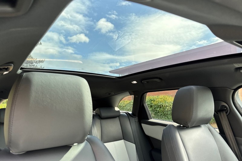 Used Land Rover Range Rover Velar 2023 for sale - 77819259: Photo 21