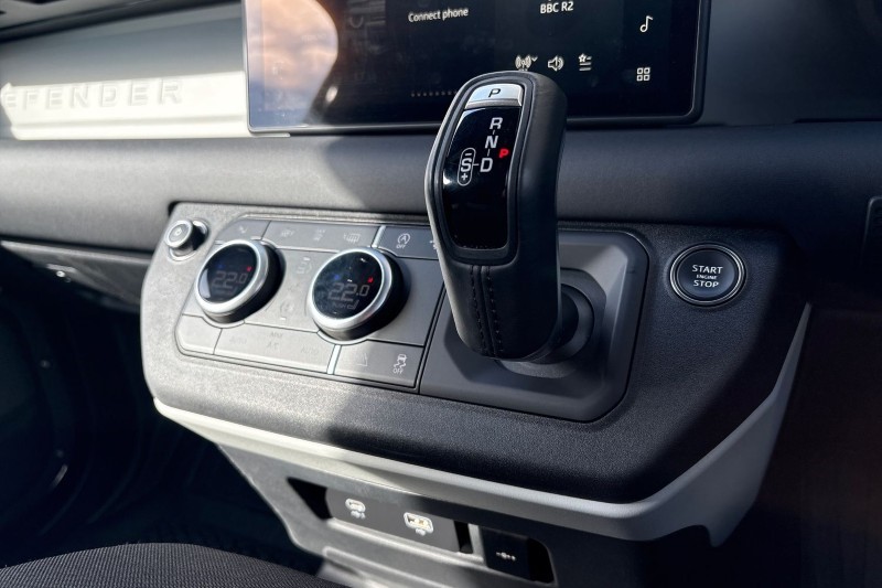 Used Land Rover Defender 2023 for sale - 77819262: Photo 13