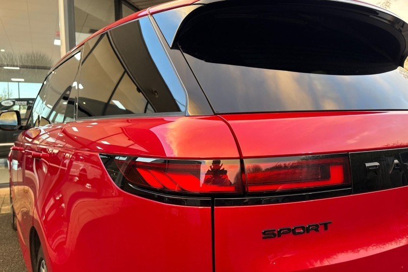 Used Land Rover Range Rover Sport 2024 for sale - 76982290: Photo 19