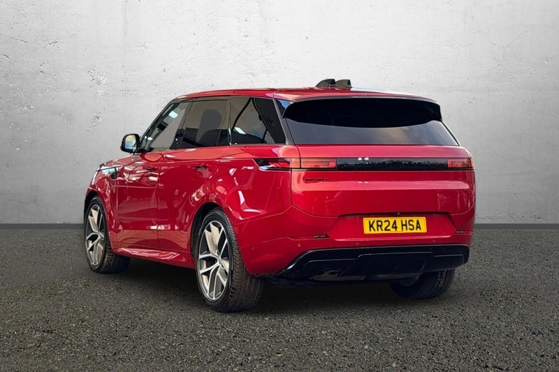 Used Land Rover Range Rover Sport 2024 for sale - 76982290: Photo 2
