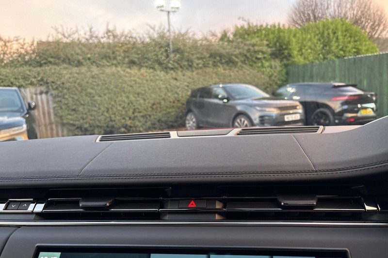 Used Land Rover Range Rover Sport 2024 for sale - 76982290: Photo 37