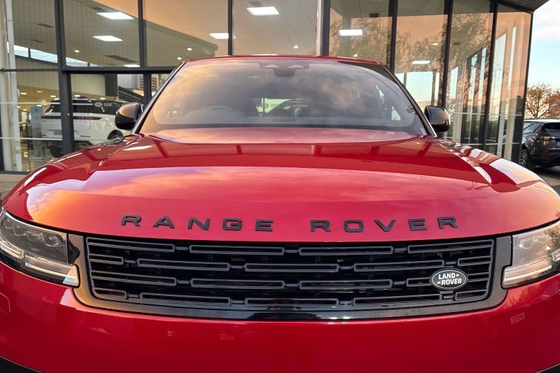 Used Land Rover Range Rover Sport 2024 for sale - 76982290: Photo 46