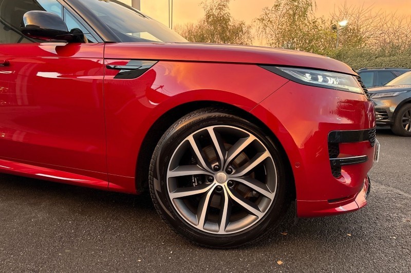Used Land Rover Range Rover Sport 2024 for sale - 76982290: Photo 47
