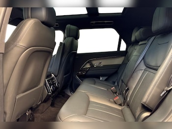 Used Land Rover Range Rover Sport 2024 for sale - 76982290: Photo