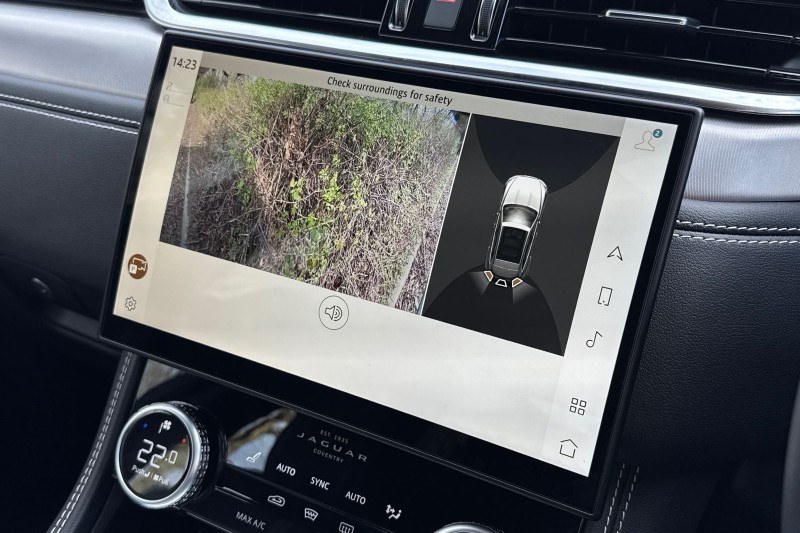 Used Jaguar F-Pace 2023 for sale - 77819307: Photo 12