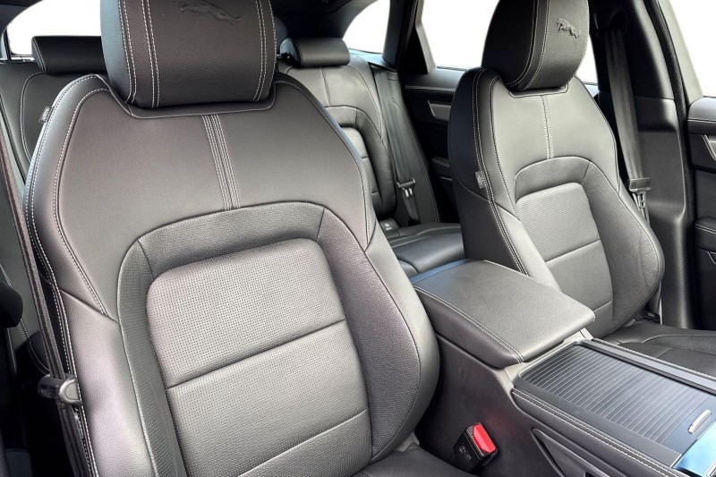 Used Jaguar F-Pace 2023 for sale - 77819307: Photo 25