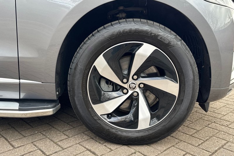 Used Jaguar F-Pace 2023 for sale - 77819307: Photo 8