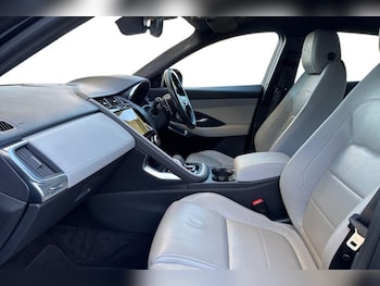 Used Jaguar E-Pace 2021 for sale - 77093888: Photo