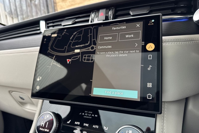 Used Jaguar F-Pace 2024 for sale - 77501356: Photo 11