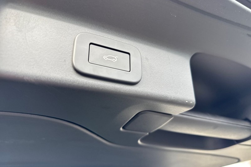 Used Jaguar F-Pace 2024 for sale - 77501356: Photo 43