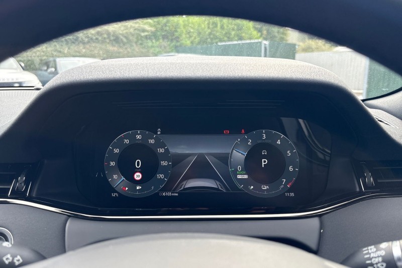 Used Land Rover Range Rover Evoque 2025 for sale - 76980797: Photo 16