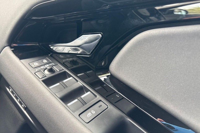 Used Land Rover Range Rover Evoque 2025 for sale - 76980797: Photo 23