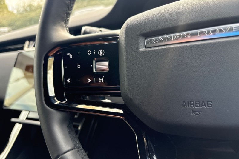 Used Land Rover Range Rover Evoque 2025 for sale - 76980797: Photo 29