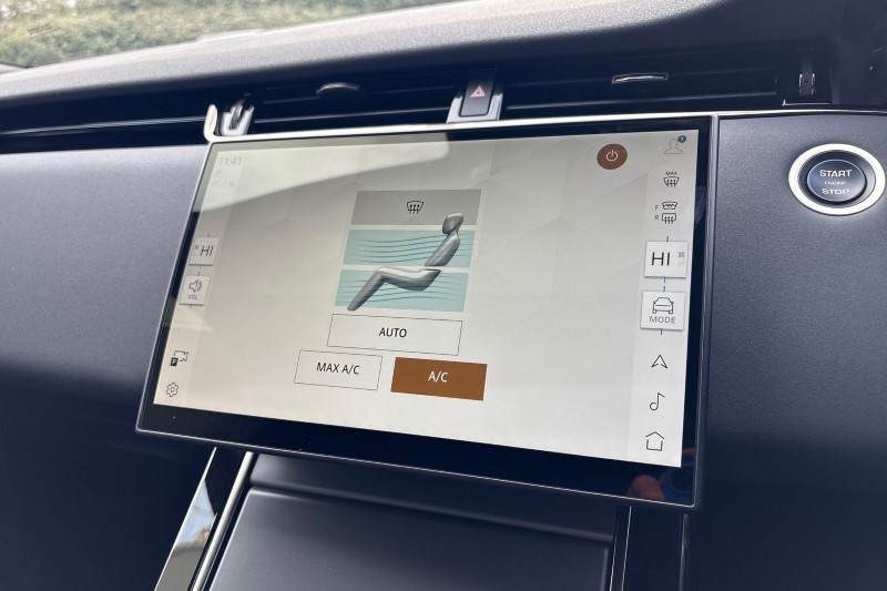 Used Land Rover Range Rover Evoque 2025 for sale - 76980797: Photo 35