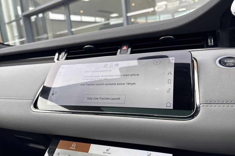 Used Land Rover Range Rover Evoque 2021 for sale - 76982382: Photo 40