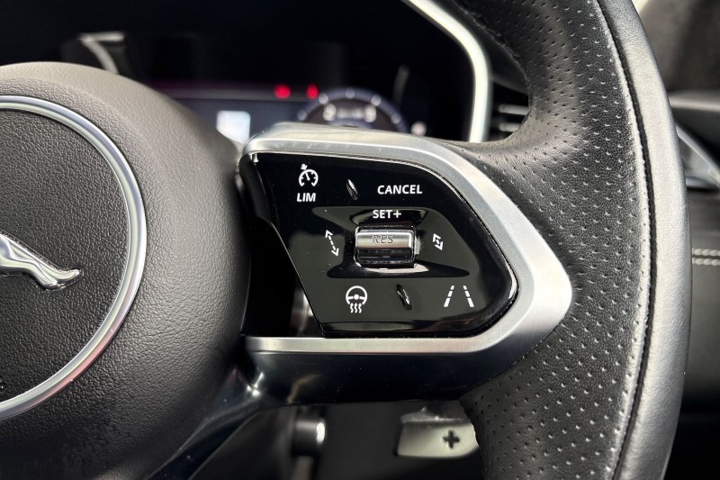 Used Jaguar F-Pace 2022 for sale - 77848257: Photo 29