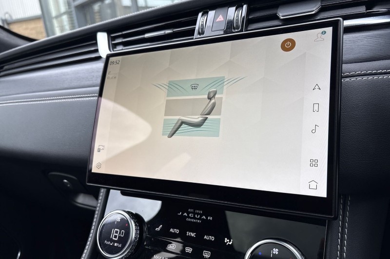 Used Jaguar F-Pace 2022 for sale - 77848257: Photo 34