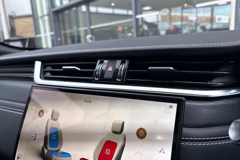 Used Jaguar F-Pace 2022 for sale - 77848257: Photo 37