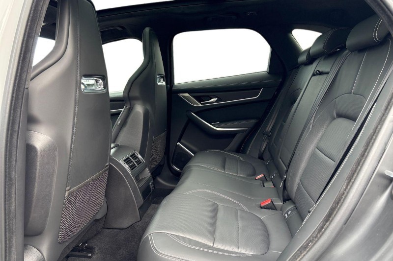 Used Jaguar F-Pace 2022 for sale - 77848257: Photo 4