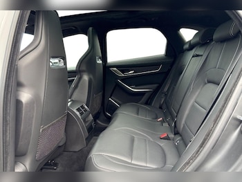 Used Jaguar F-Pace 2022 for sale - 77848257: Photo