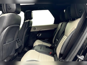 Used Land Rover Discovery 2023 for sale - 78973748: Photo
