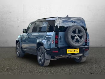Used Land Rover Defender 2024 for sale - 79841970: Photo