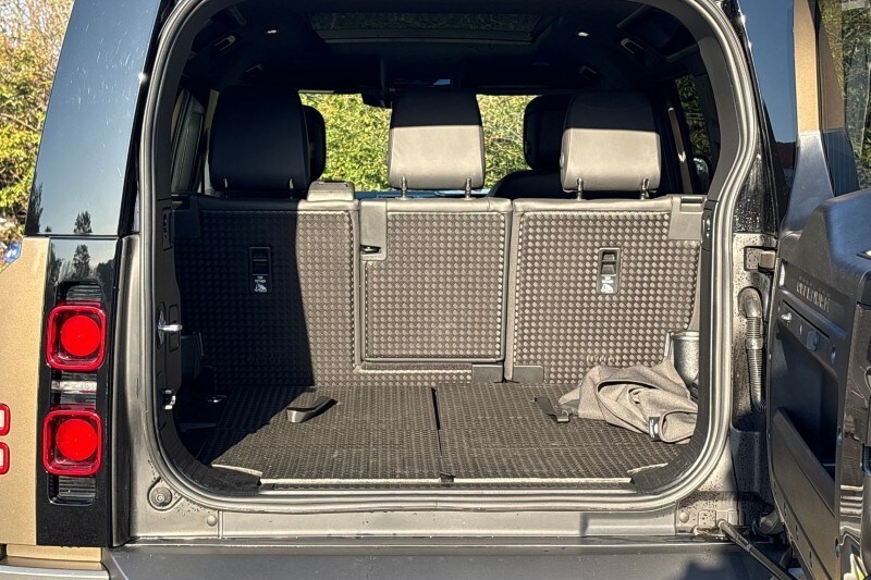 Used Land Rover Defender 2025 for sale - 77758765: Photo 10