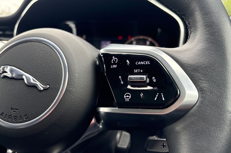 Used Jaguar F-Pace 2023 for sale - 77961824: Photo 29