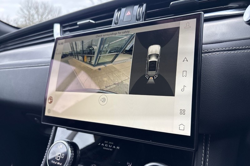 Used Jaguar F-Pace 2023 for sale - 77961824: Photo 32