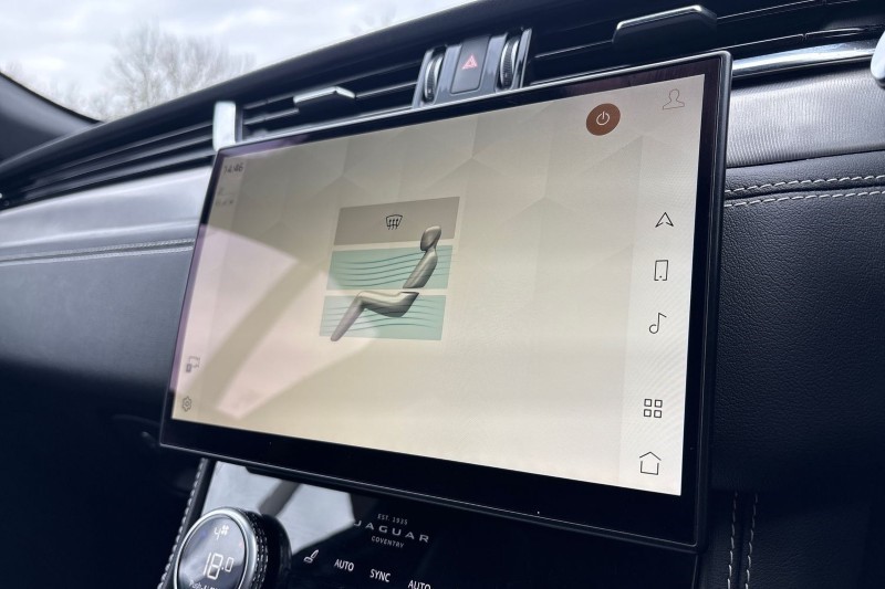 Used Jaguar F-Pace 2023 for sale - 77961824: Photo 34