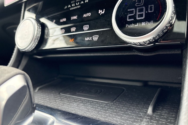 Used Jaguar F-Pace 2023 for sale - 77961824: Photo 38