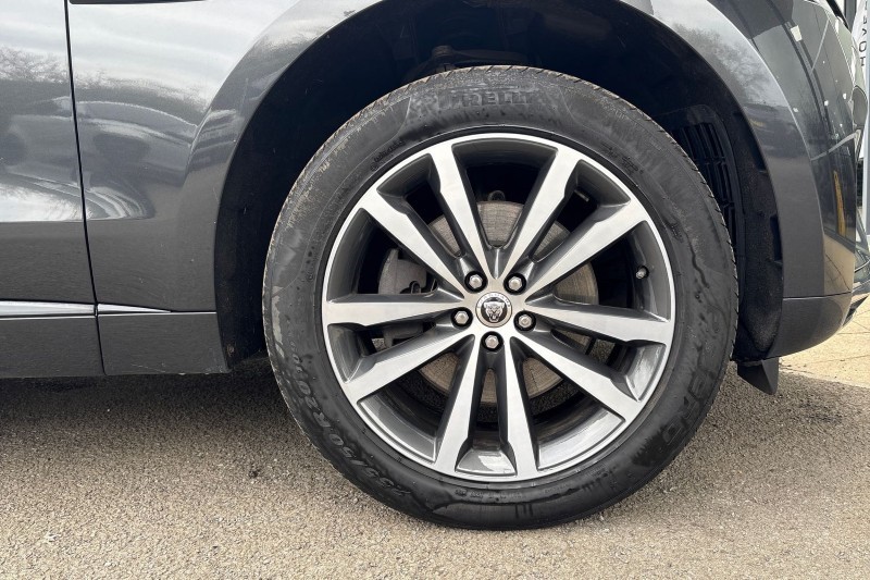 Used Jaguar F-Pace 2023 for sale - 77961824: Photo 8