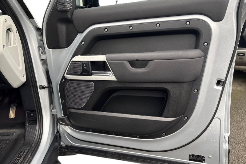 Used Land Rover Defender 2020 for sale - 77435243: Photo 23