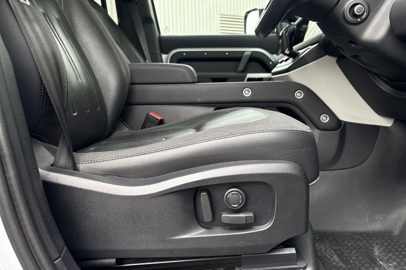 Used Land Rover Defender 2020 for sale - 77435243: Photo 25