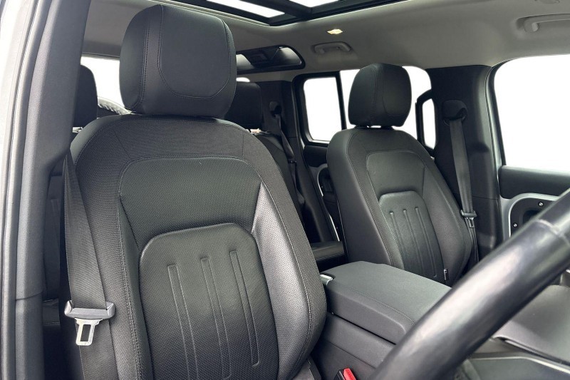 Used Land Rover Defender 2020 for sale - 77435243: Photo 27