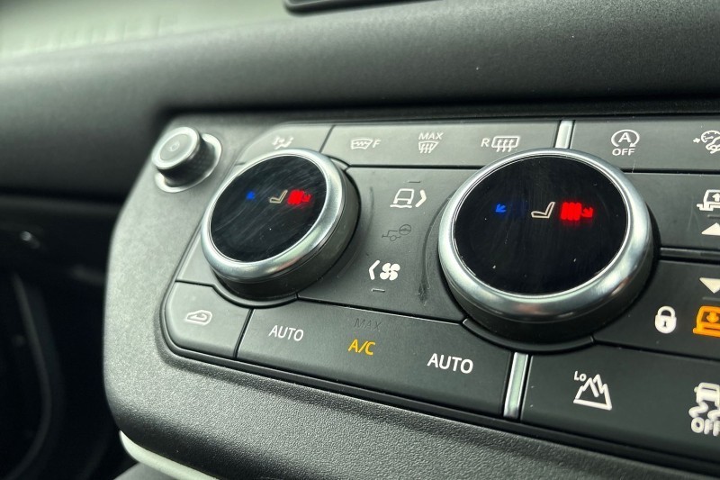 Used Land Rover Defender 2020 for sale - 77435243: Photo 37