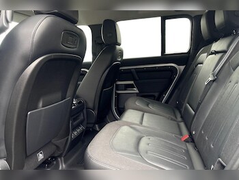 Used Land Rover Defender 2020 for sale - 77435243: Photo