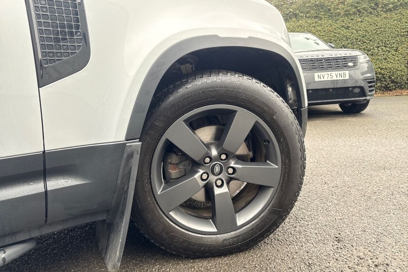 Used Land Rover Defender 2020 for sale - 77435243: Photo 53