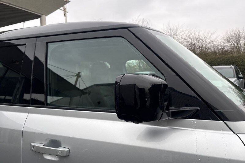 Used Land Rover Defender 2020 for sale - 77435243: Photo 54