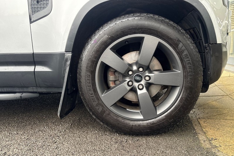 Used Land Rover Defender 2020 for sale - 77435243: Photo 8