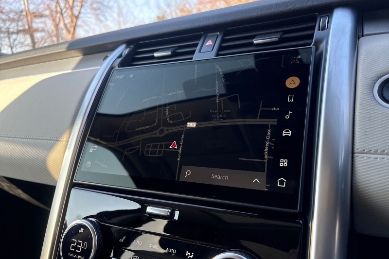 Used Land Rover Discovery 2024 for sale - 77762943: Photo 11