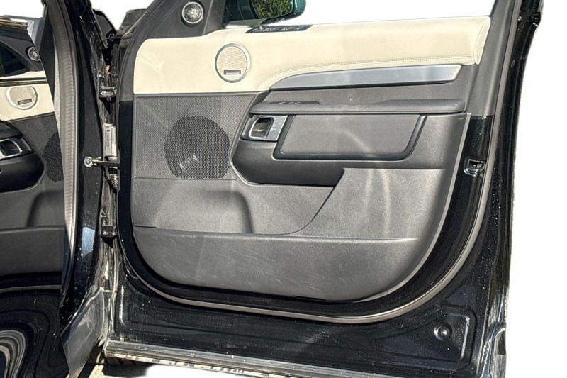 Used Land Rover Discovery 2024 for sale - 77762943: Photo 21