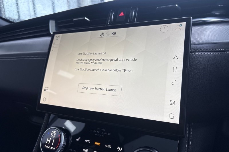 Used Jaguar F-Pace 2023 for sale - 77474727: Photo 2