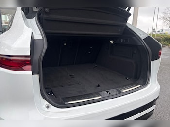 Used Jaguar F-Pace 2023 for sale - 77474727: Photo