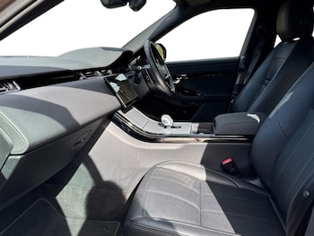 Used Land Rover Range Rover Evoque 2023 for sale - 78067142: Photo