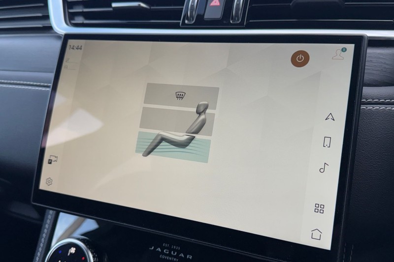 Used Jaguar F-Pace 2022 for sale - 77662114: Photo 32